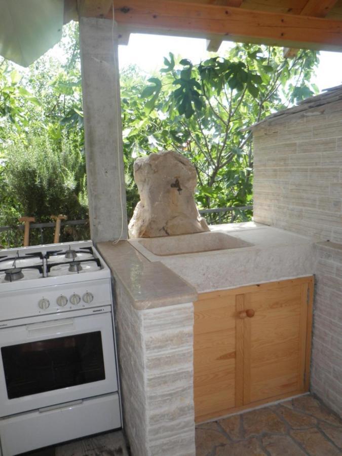 Logos Appartement *
