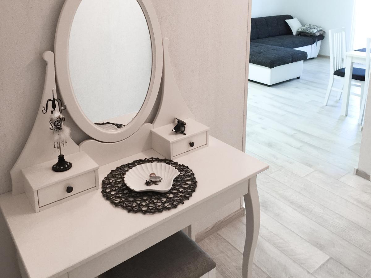 Apartment Logos Trogir